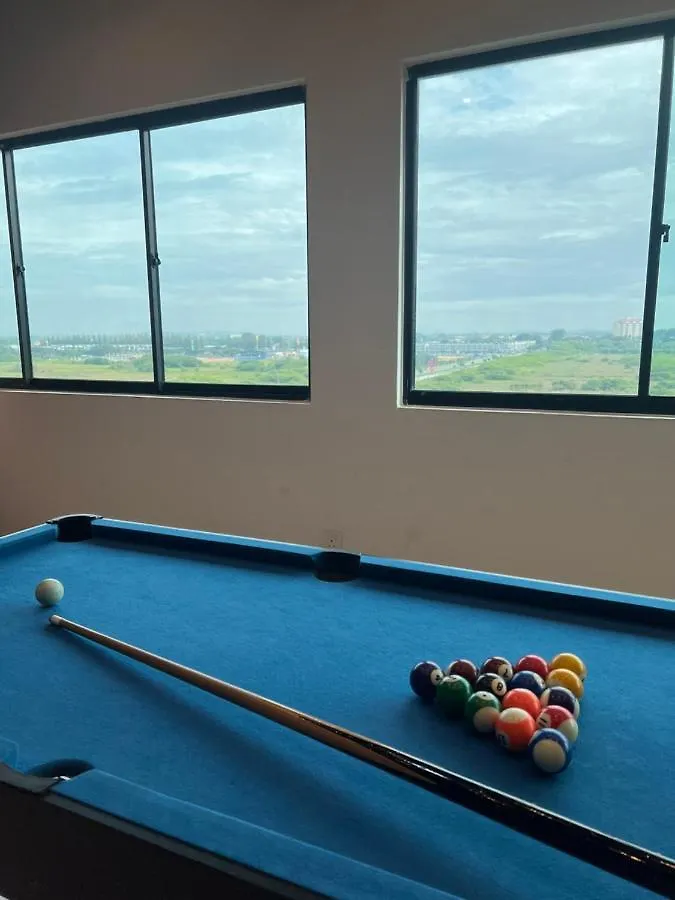 Melaka Straits Sea View 2R2B 5 Pax 1 Parking 아파트